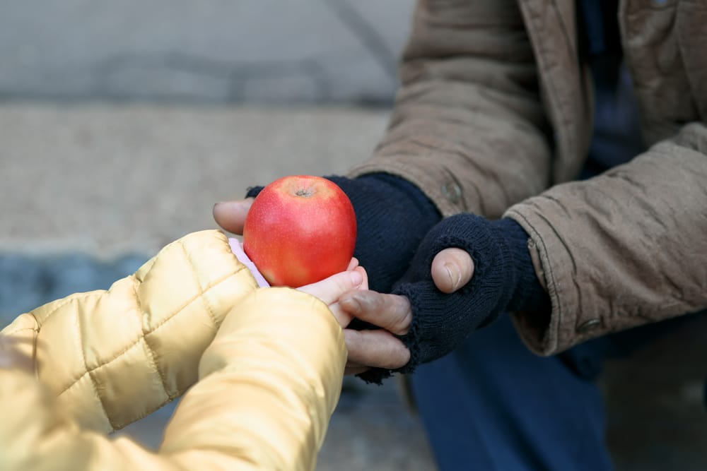 An increase of 40% of poor people in Lazio within a year