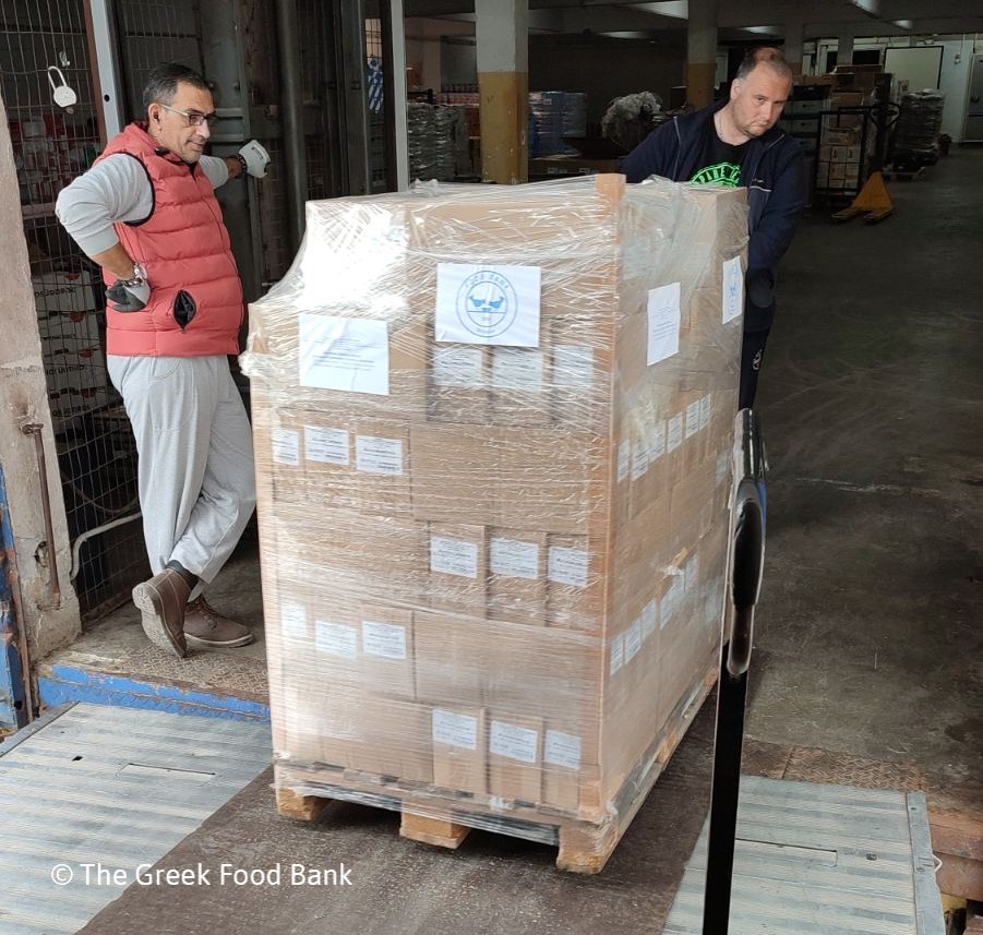 More than 10 tons of food sent by Food Bank Greece to Food Bank Romania