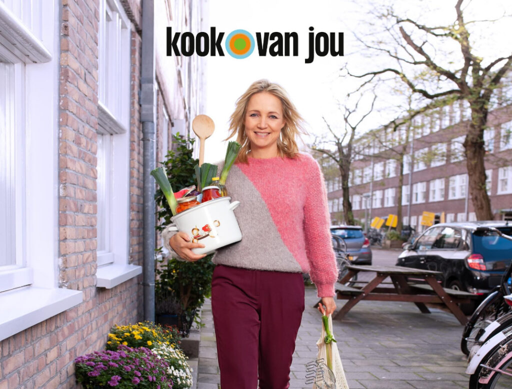A shopping bag full of life stories in KRO-NCRV’s “Kook van jou” with Yvon Jaspers